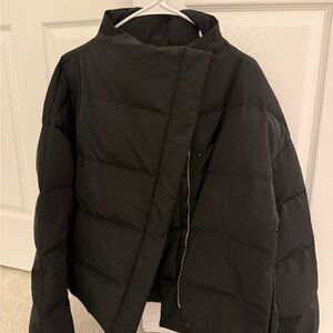 Theory Women's Classic Black Puffer Coat